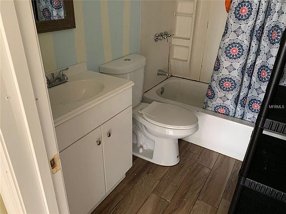 5th image of 3108 40th St