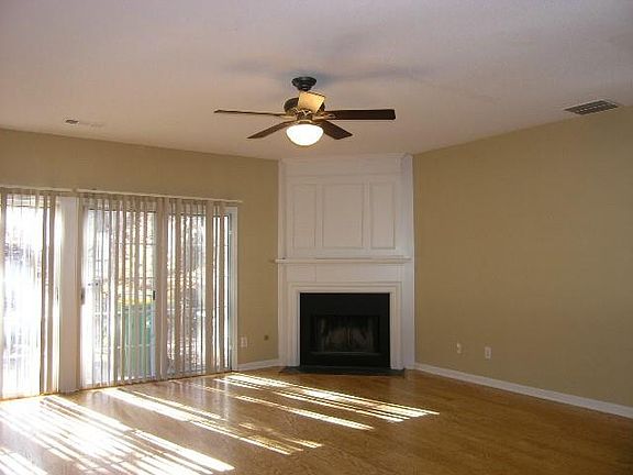 4th image of 4645 Valais Ct Unit 38