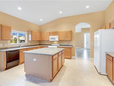 2189 Fairmont Ln, Naples, FL, 34120
