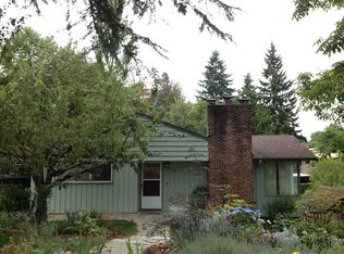 2548 NE 94th St, Seattle, WA 98115