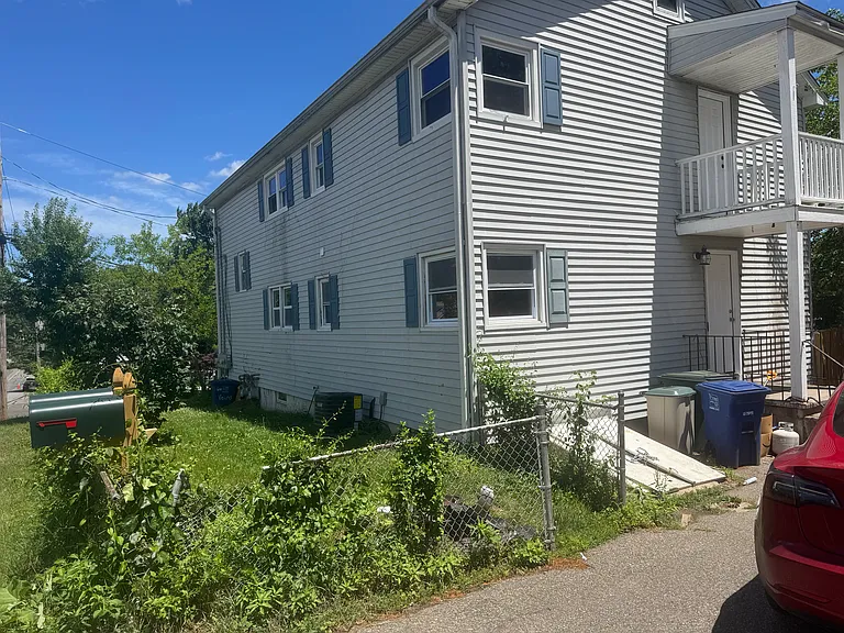 64 Velvet St #2 — Photo 8