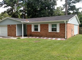 1959 Aspen Cir, Fayetteville, NC 28304