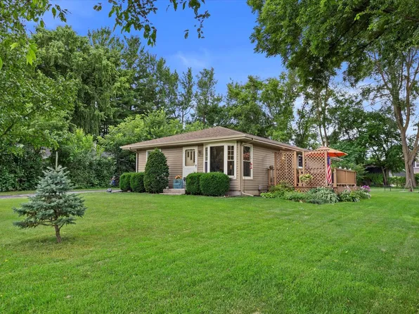 305 North 1st STREET, Palmyra, WI 53156