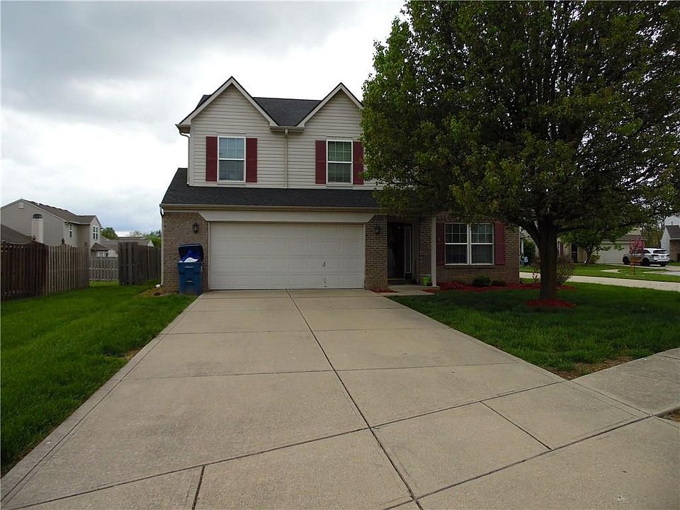 1st image of 5706 Wooden Branch Dr