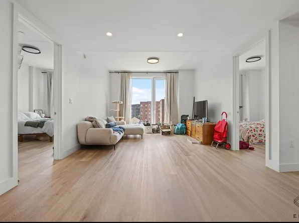 2045 Ocean Avenue image 1 of 22