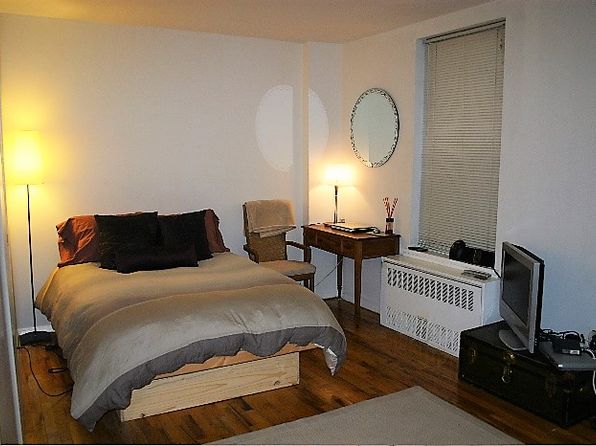446 Central Park W APT 2C
