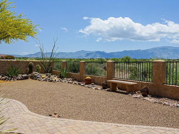3rd image of 60481 E Arroyo Vista Dr