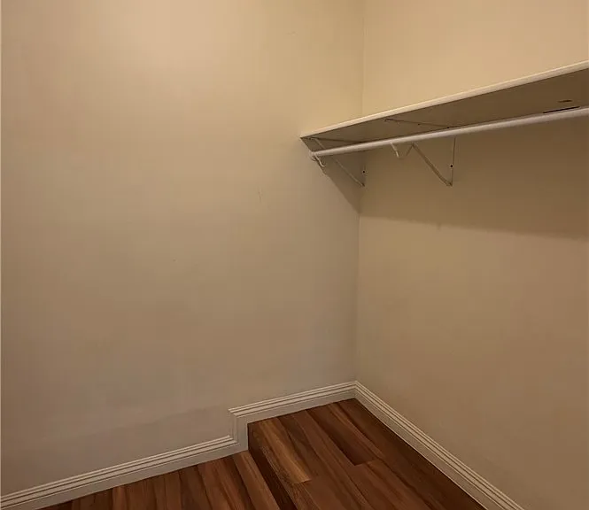 8169 Blewett St — Photo 13