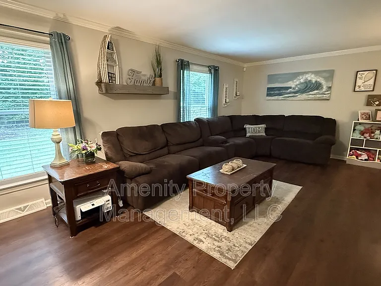 35 Curtis Dr — Photo 21
