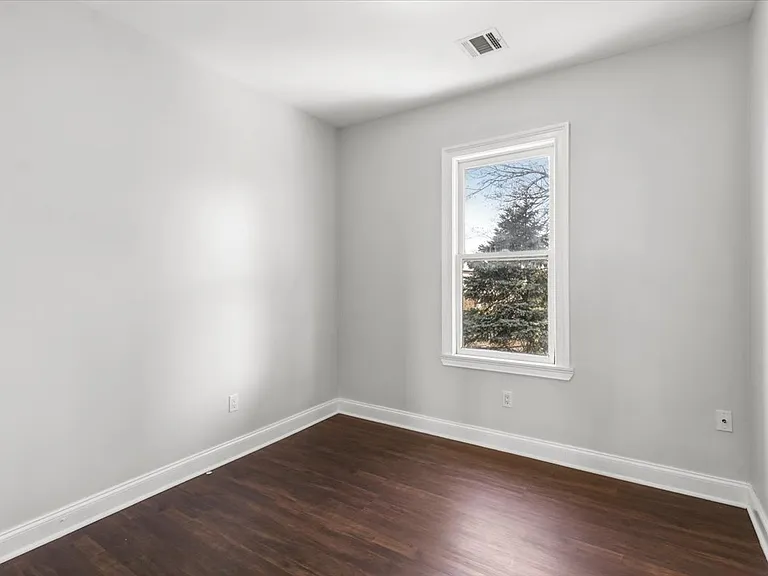 322 Rutherford Blvd #2 — Photo 7