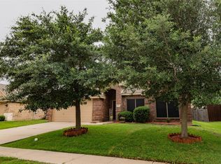 217 Ghost Rider Rd, Waxahachie, TX 75165