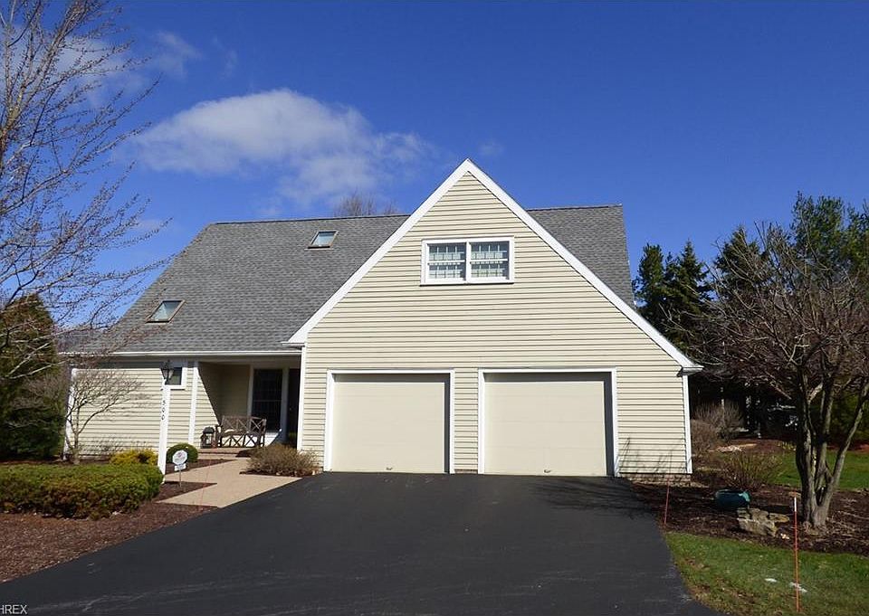 1st image of 500 Saint Andrews Pl NE
