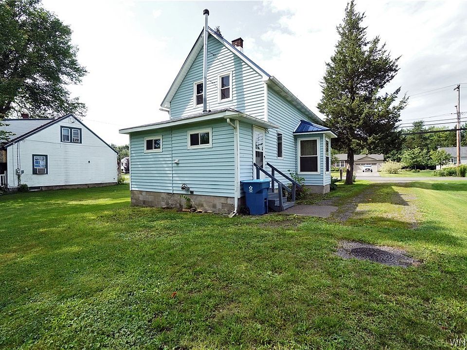 915 Lake St, Angola, NY 14006 Zillow