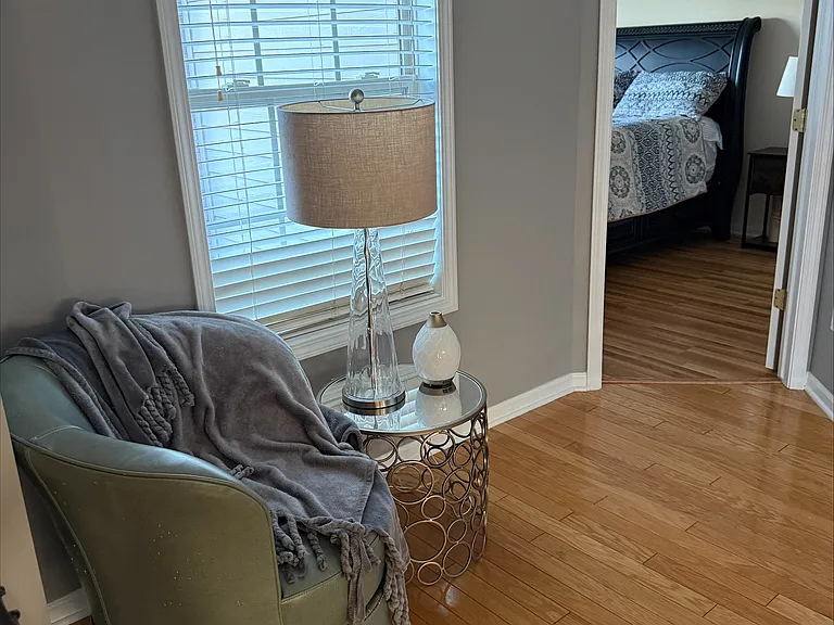 938 Veterans Ln — Photo 10