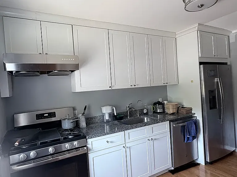 16 Bayberry Dr #4 — Photo 7