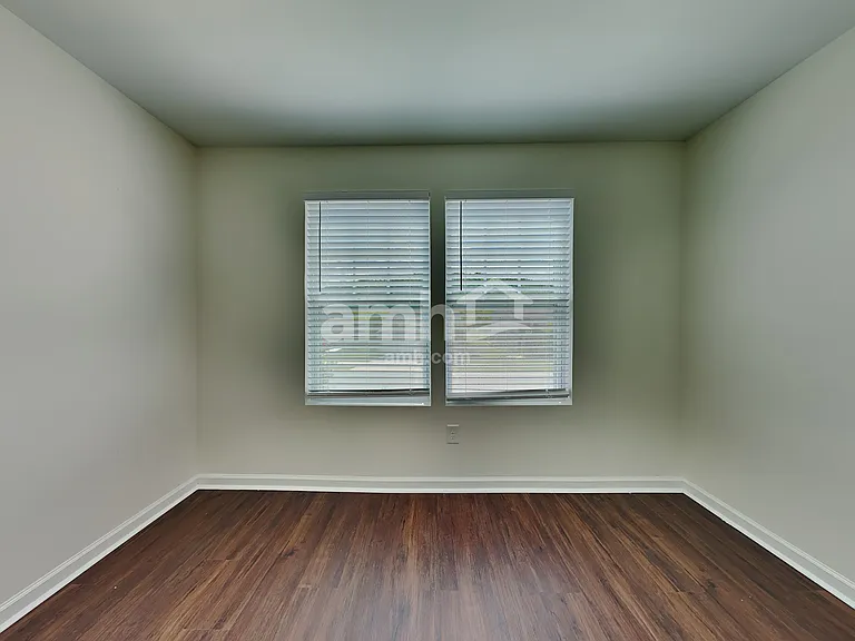 4335 Lochurst Dr — Photo 16