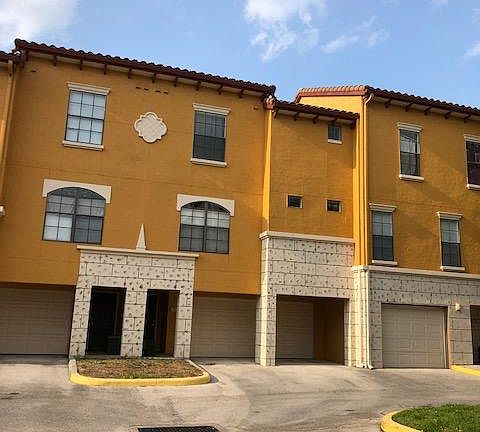 4th image of 6135 Metrowest Blvd #19-111
