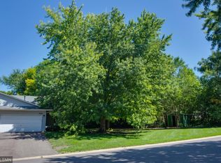 3640 Lyric Ave, Wayzata, MN 55391