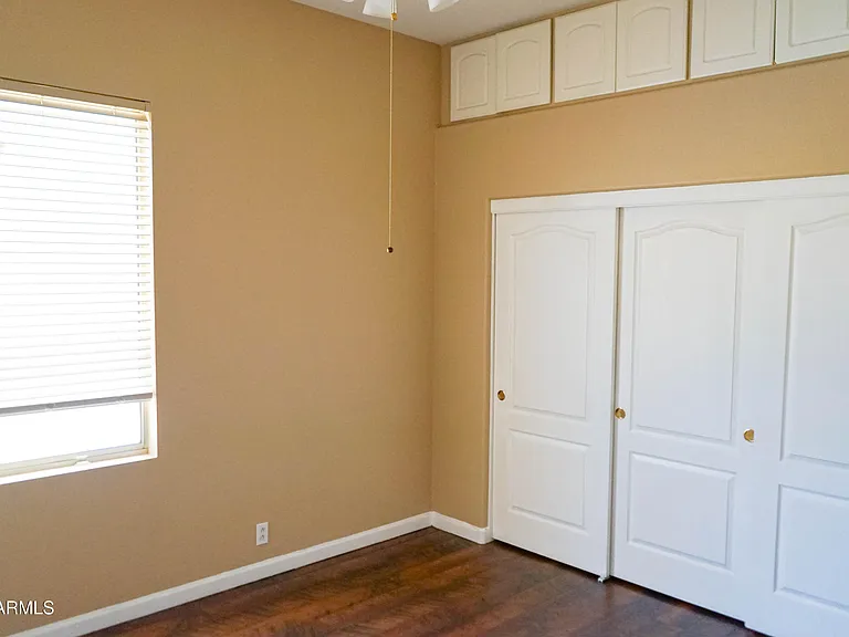 541 N Danielson Way — Photo 30