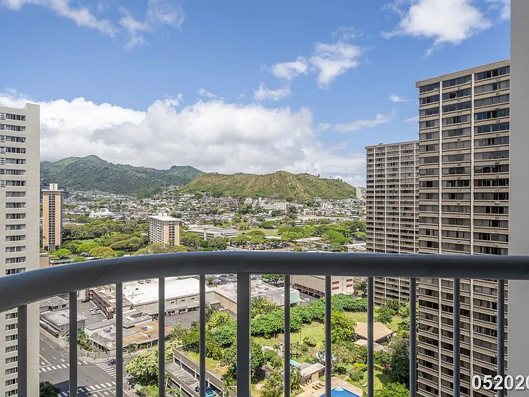 1212 Nuuanu Ave #2406 — Photo 16