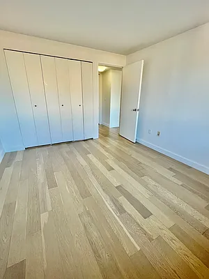 Rented by Cushman & Wakefield (Management) | media 57