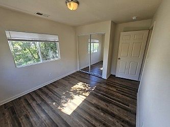 5th image of 1640 Wendy Ln #3