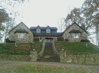 521 Walker Hill Rd, Newport, PA 17074