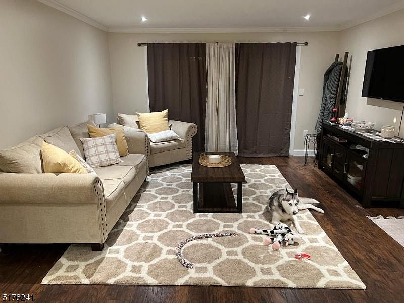 2nd image of 40 Fisher Dr #2716