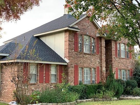 2nd image of 2823 Panorama Dr