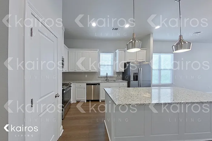 4828 Dacha Ln — Photo 5