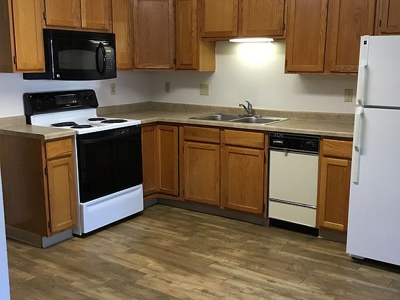 Kitchen area_07142022