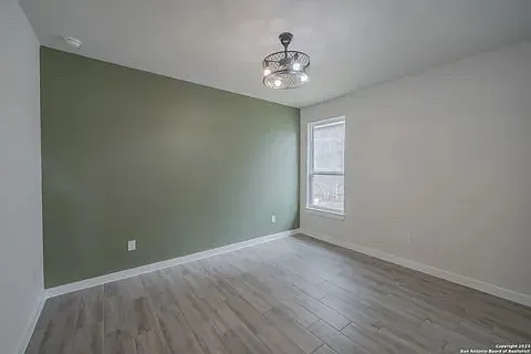 106 Valencia — Photo 25