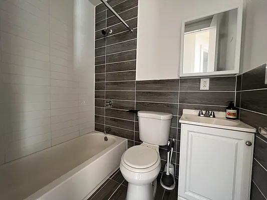 Rented by Pear NYC LLC | media 13