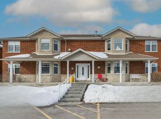 5 Dockside Ln #202, Brighton, ON K0K1H0