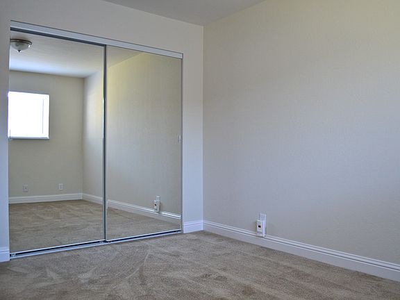 5th image of 1103 Regent St APT D