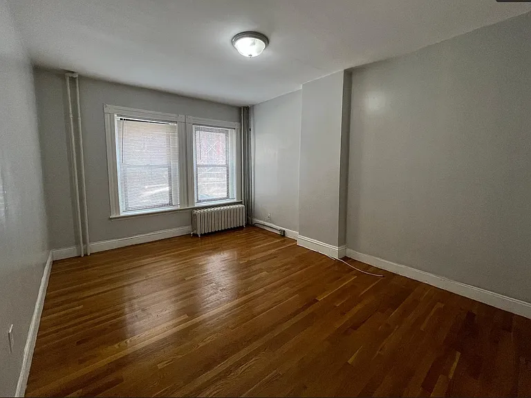 24 Isabella St #1A — Photo 8