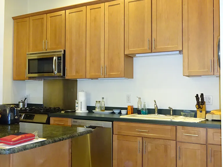 17 Centre St #1 — Photo 10