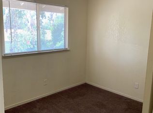 619 E Houston Ave APT A, Visalia, CA 93292