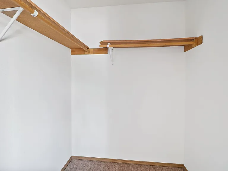 760 NW Paragon Pl — Photo 8