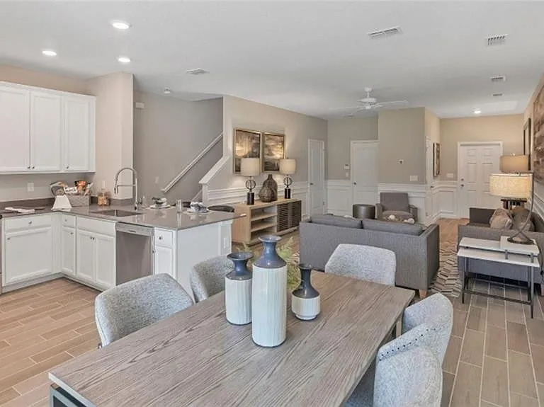 3488 SE 37th Avenue Rd — Photo 4