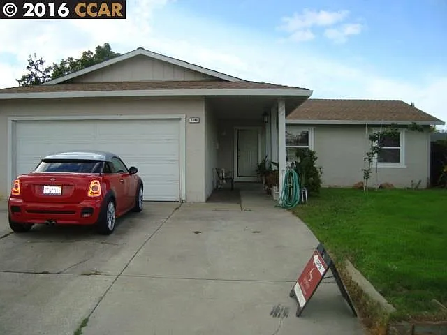 2842 Seville Cir photo 1