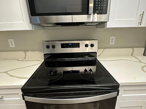 5th image of 6000 Shepherd Mountain Cv Unit 1701