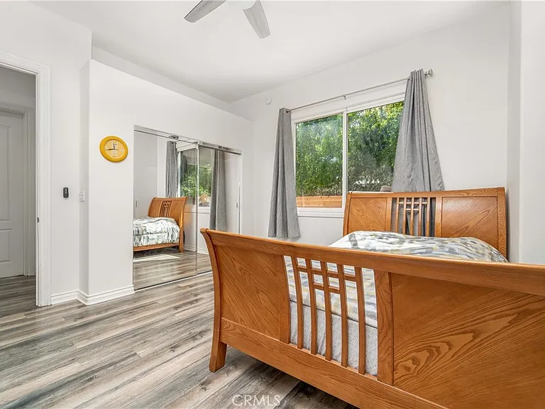 5206 Topeka Dr — Photo 42