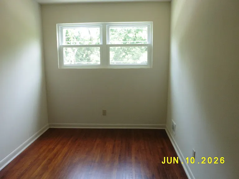 1526 S 13th St — Photo 10
