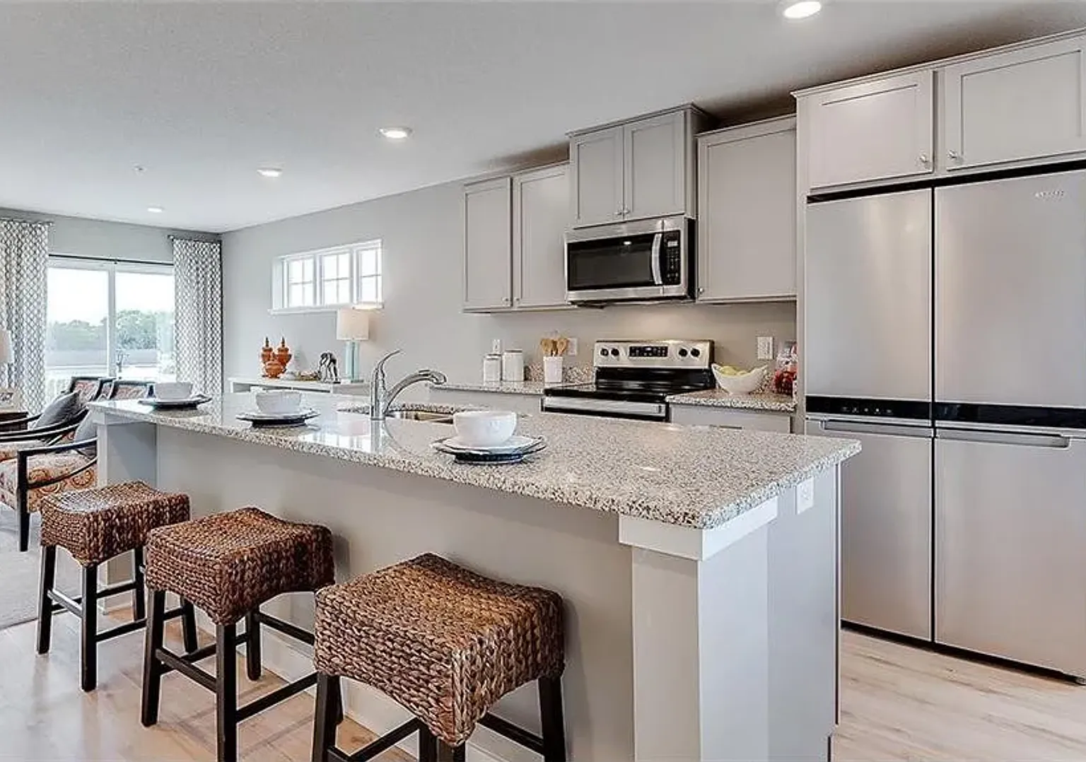 Modern New Construction House | 3 Bed + Bonus Room | 2-Car Garage | Prime Location — Photo 2