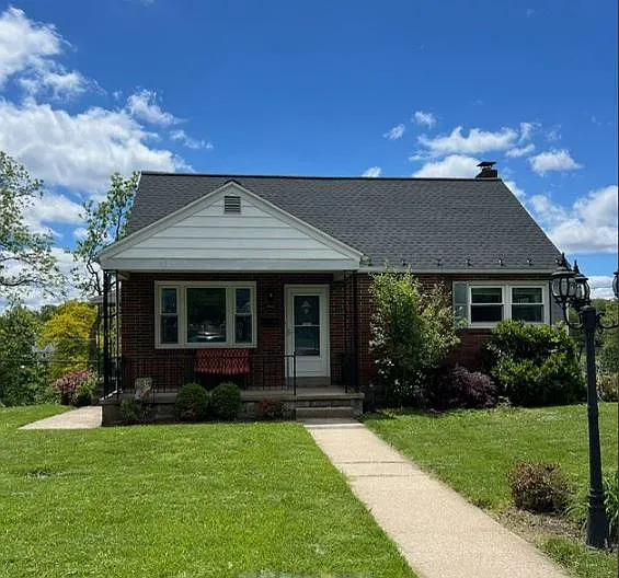 2532 Reading Blvd — Photo 2