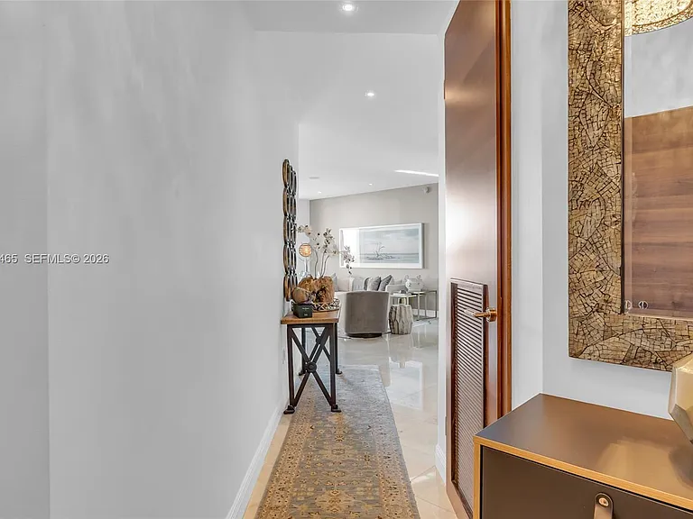 16699 Collins Ave #4202 — Photo 7