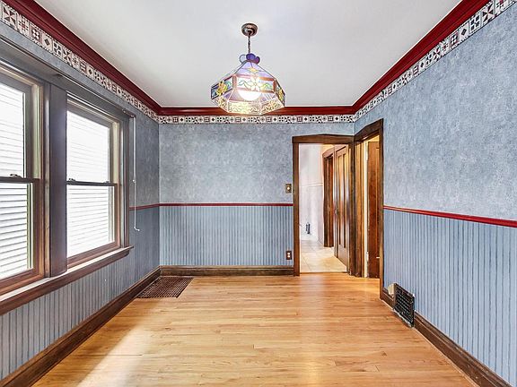 5th image of 1171 S Highland Ave