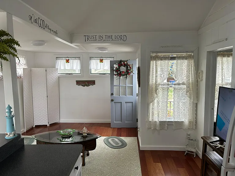 26 Arlington Rd — Photo 11