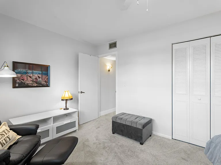 2600 SE Ocean Blvd #R2 — Photo 18